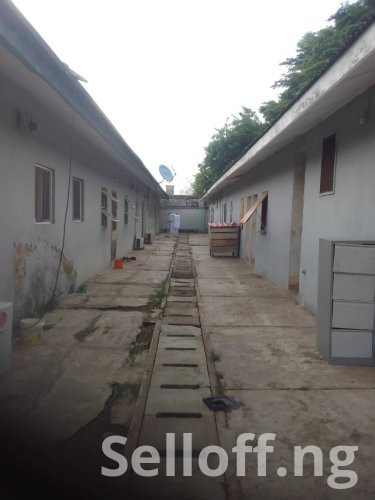 Direct brief: A room + parlour self contained in a gated estate in Iyaganku GRA Ibadan