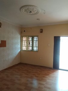 Standard 3 bedrooms apartment one up one down with modern facilities 10