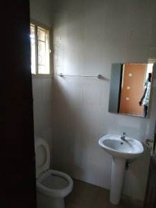 Standard 3 bedrooms apartment one up one down with modern facilities 4