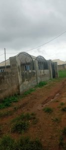 Distress sales: 2 bed room completed with pop in d sitting room 3