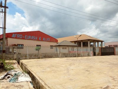 For Lease WAREHOUSE: The total lettable space together with the storage