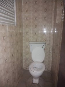 TO LET: THREE (3)  BEDROOM FLAT 4