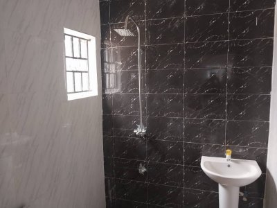 To Let: NEWLY BUILT - A Room and Palour Self Contained. 5