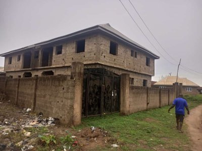 Distress Sale of 4 units of 2 bedroom flat with 2 bedroom bungalow