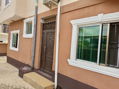 To Let: A room n parlor Self contained at Opposite Taska station