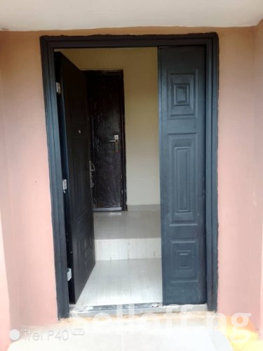 Nice 3 bedroom bungalow at S&T estate Jericho with modern facilities