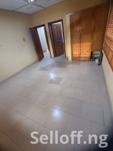 Three-bedroom flat at Orange Gate, Oluyole Estate