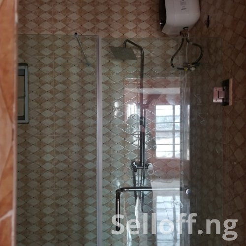 Twin duplex of four bedrooms at Aerodrome GRA All rooms ensuite