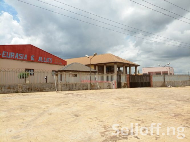 For Lease WAREHOUSE: The total lettable space together with the storage