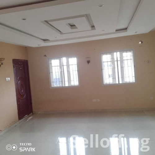 To Let: A Standard 3 Bedroom Flat at Elebu