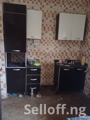 To let: 2 bedroom flat at remi koya avenue, oluyole estate