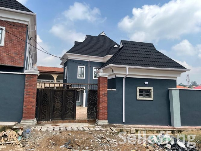 Tastefully finished and newly built 4bedroom duplex