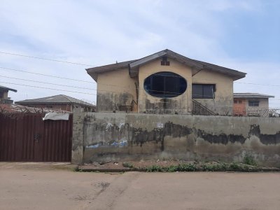 For sale: 4 Bedrooms up 4 Bedrooms down at Gerado Hotel Area