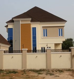 For Sale, Price Slashed. A newly built 4bedrooms duplex