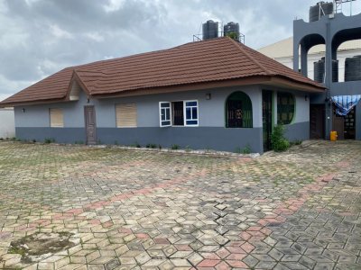 To Let: BEAUTIFUL 2BEDROOM LUXURY BUNGALOW