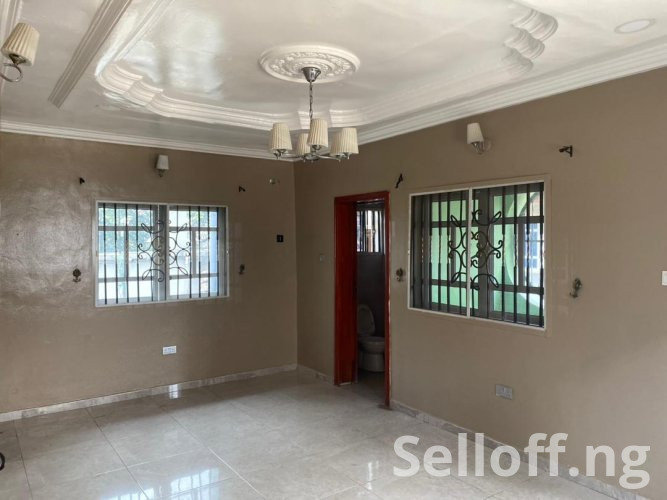 To Let: BEAUTIFUL 2BEDROOM LUXURY BUNGALOW