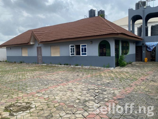 To Let: BEAUTIFUL 2BEDROOM LUXURY BUNGALOW