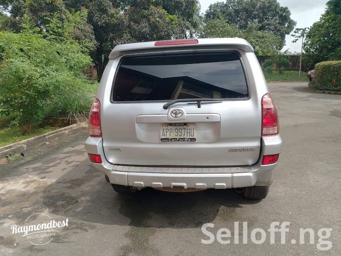 Toyota 4runner 2004 v8 , good condition,  AC