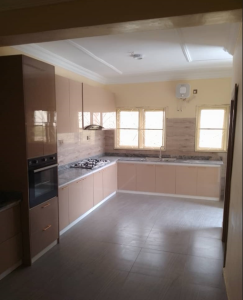 To Let: Newly built 4bedroom Duplex self compound