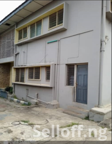 Nice massive Twin Duplex of 4 bedroom with BQ available for rent