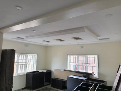 To Let:  Company's Residential Apartment/ Service Apartment