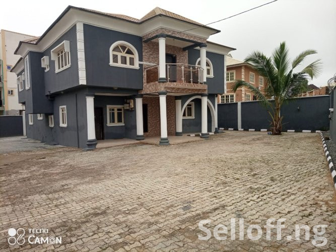 Price Slashed: Newly renovated 5-bedroom duplex