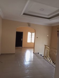 To let: A beautiful 4 bedroom duplex 1