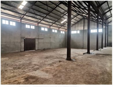 Warehouse of 2,700sqm  available for rent