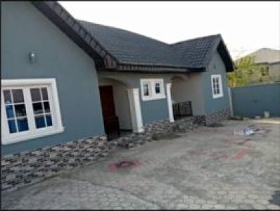 Distress Sales: A beautiful modernly built 3 numbers of a 2 bedroom flat