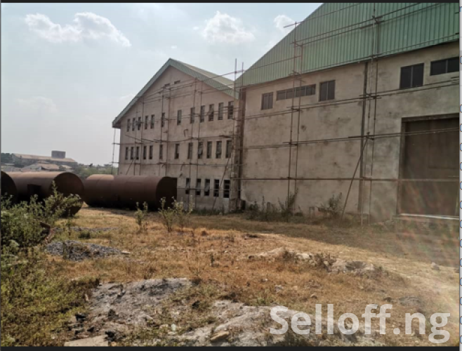 Warehouse of 2,700sqm  available for rent