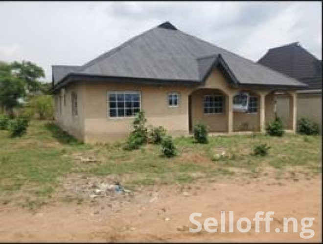 For Sale: 3 bedroom bungalow on 1.5 plot of land.