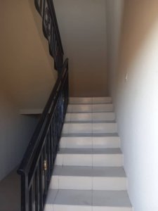 Newly renovated 4 no 3 bedroom flat available for rent 7