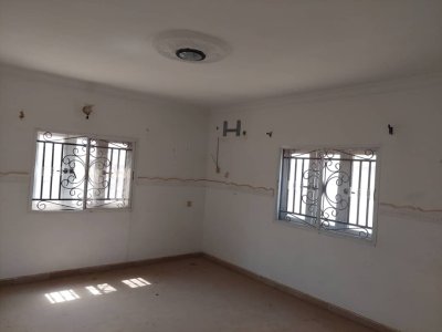 6 bedroom duplex available for sale 4
