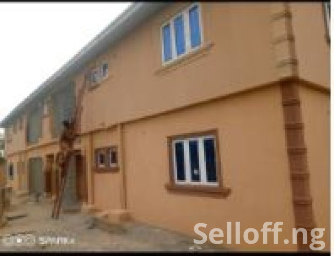 To let: 3 bedroom flat available for rent