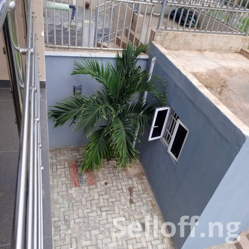 5 bedroom duplex self compound available for rent