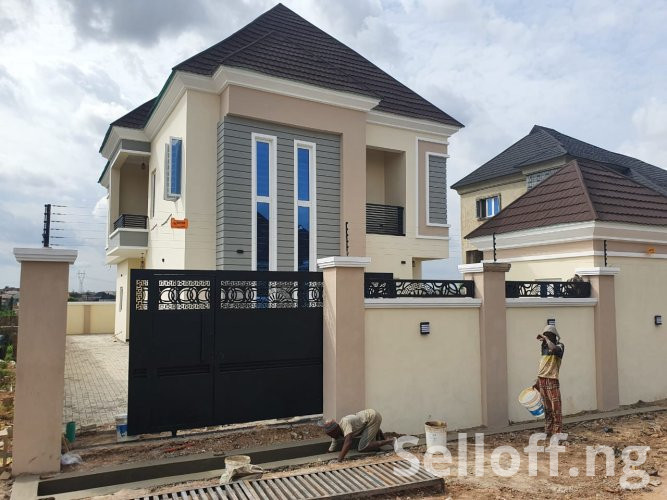 Fully Detached Luxury 4 Bedroom Duplex For Sale