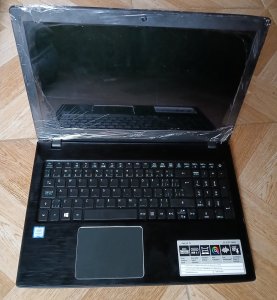 acer Aspire E15 E5-575T-58WH