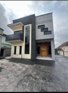 For Sale: Premium smart home 4 bedroom duplex