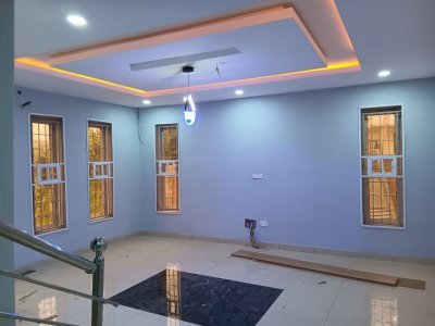 FOR SALE: 4-BEDROOM (SEMI-DETACHED) DUPLEX.