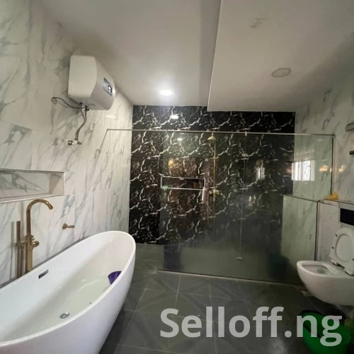 FOR SALE: Luxury 5 Bedroom fully Detached Duplex