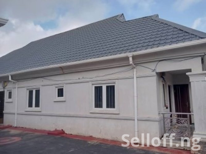 To let: Tastefully finished 2 bedroom flat