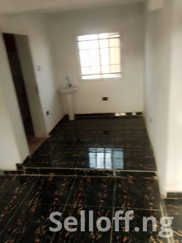 For Sale: 2bedroom flat with 3unit of room & parlor