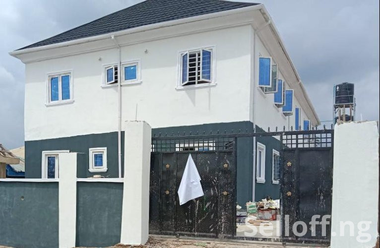 A fairly used 4 units of 3 bedroom flats with contemporary facilities