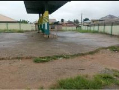 For Lease: A filling station at Ologuneru with 3 underground tanks.