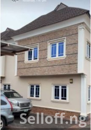 For Rent: 5 Bedroom( Semi-detached) duplex