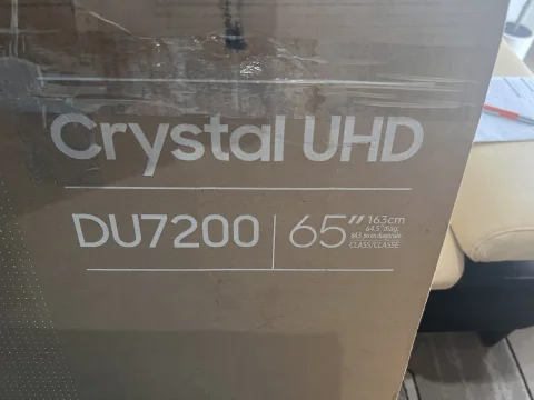 Samsung 65" DU7200 Series 4K UHD Smart TV (Model: UN65DU7200F, 2025)