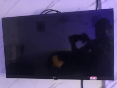 32” HD LG Smart TV