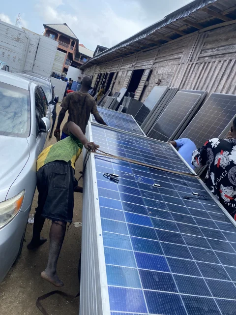 650watts 144cells original jinko biaficial high voltage solar panels