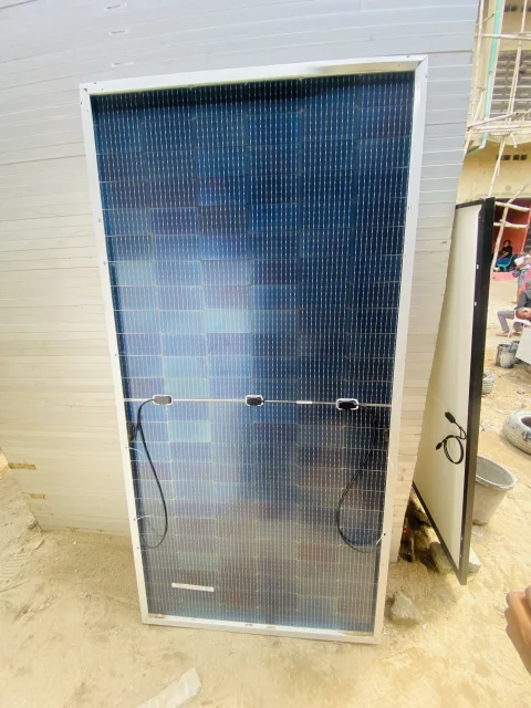 590watts 144cells original jinko biaficial high voltage solar panels