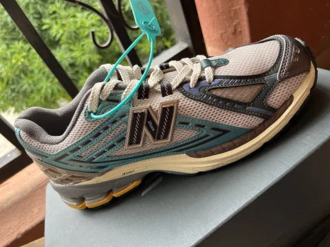 Newly Fresh Sneakers